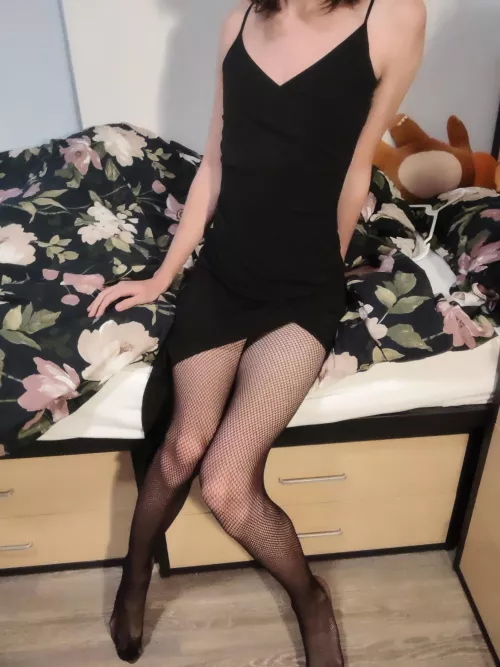 we're dating now mwah <3