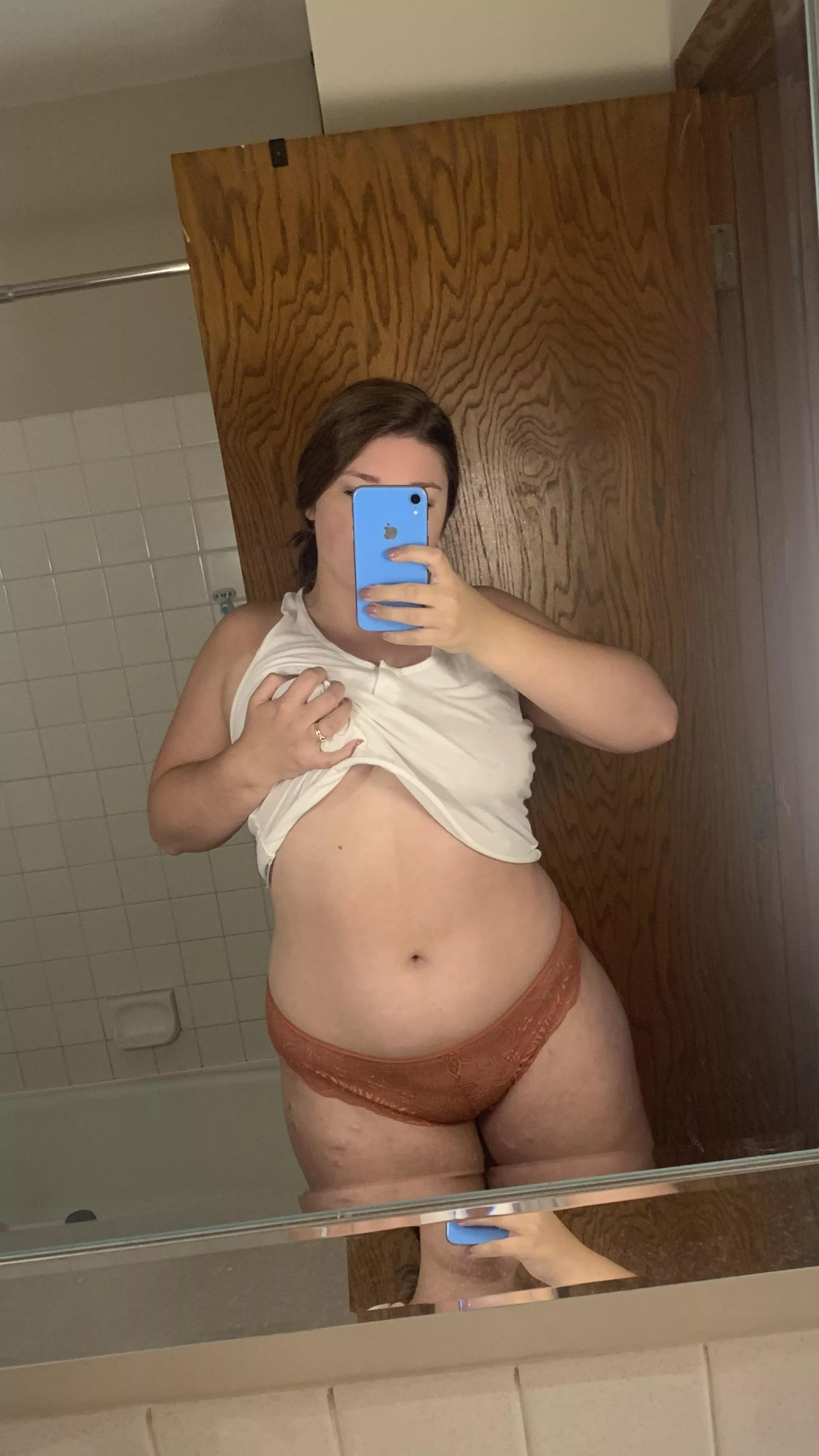 What do you think of my 24f wife? DM with asl if you’re interested in chatting about her and trading