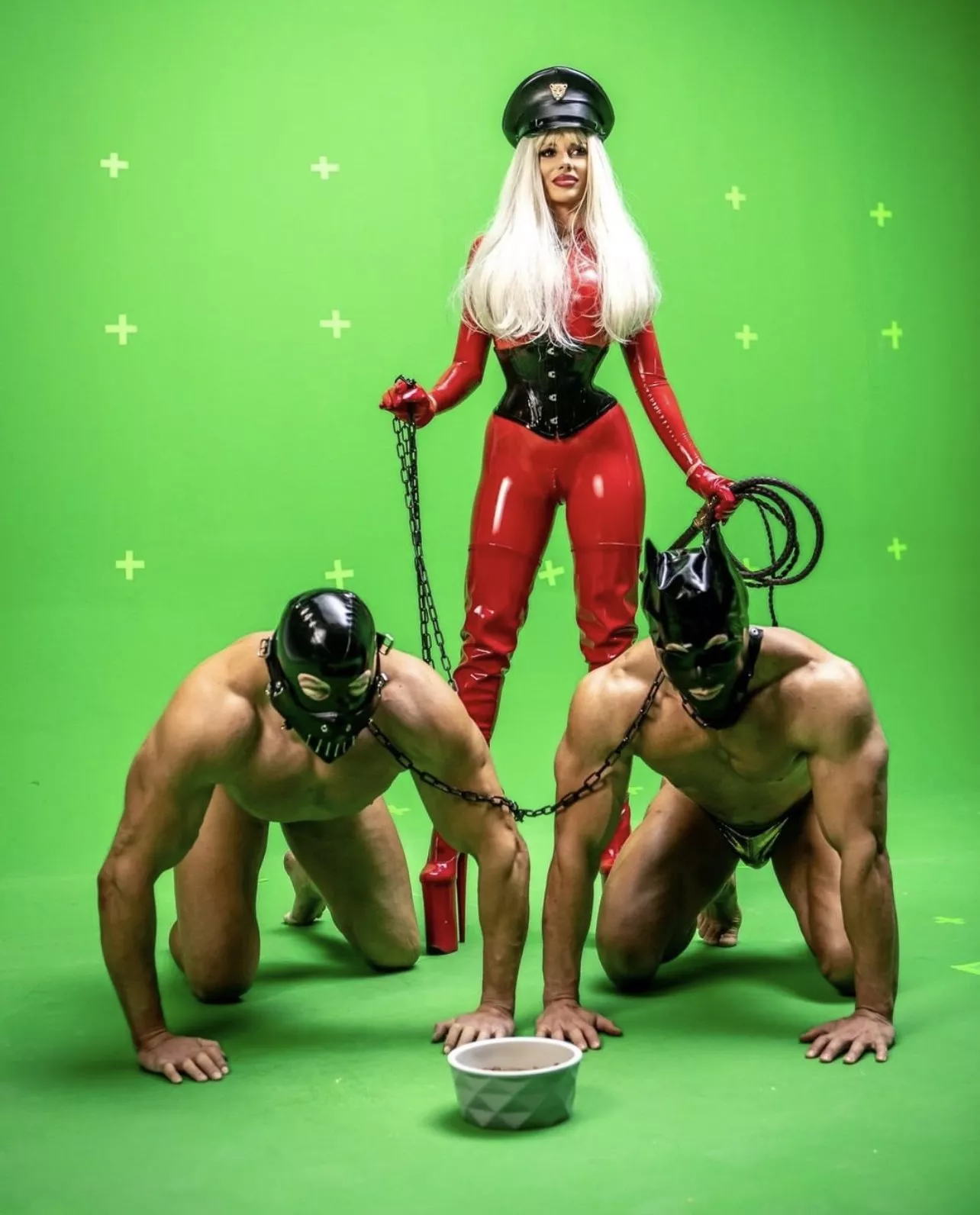 Who am I humiliating today? I want to laugh at a tiny penis 🤏 [domme]