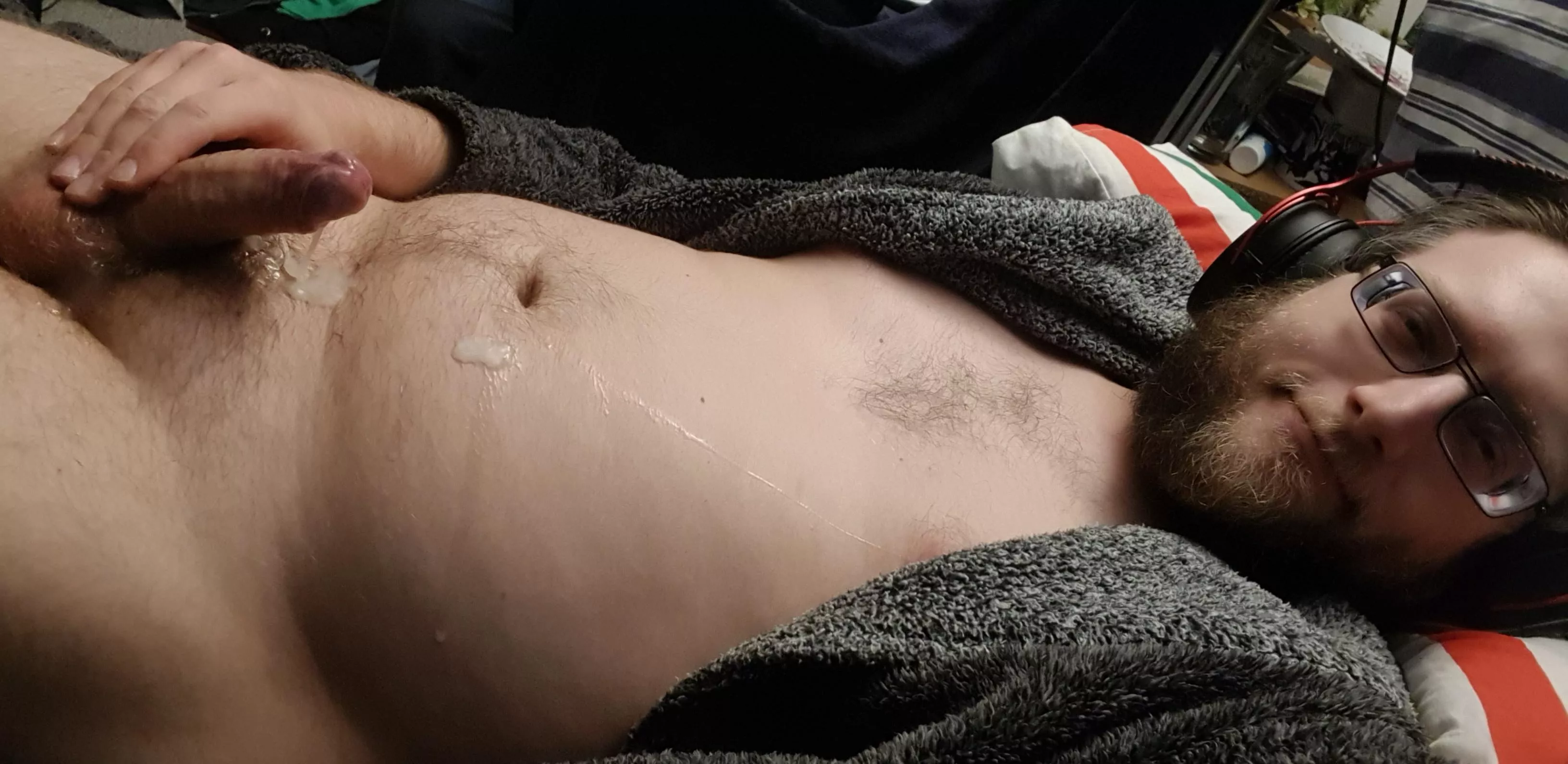 [29mUK] Happy Wednesday, I wish you a very cummy evening! 🥰