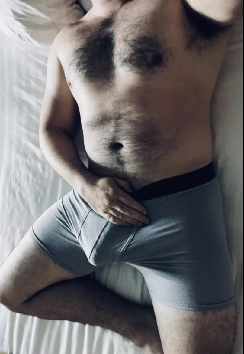 [35] If I get dressed, will I find you in the hotel bar?