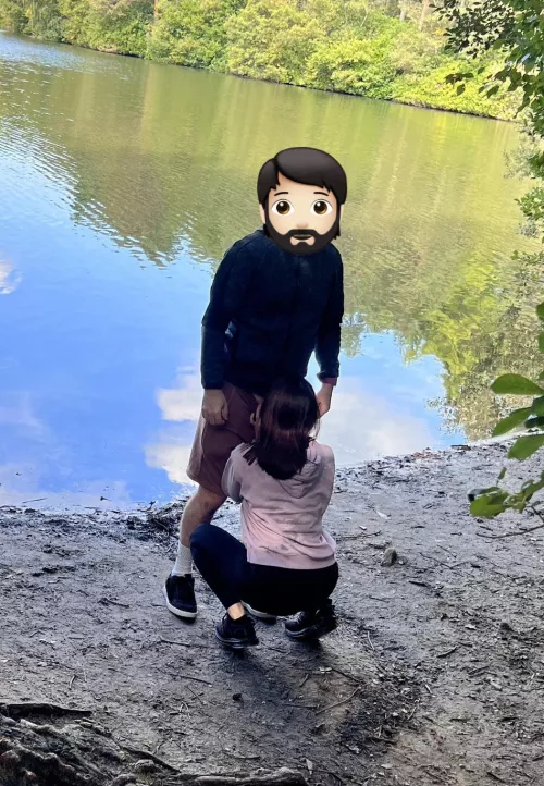 Any bi women able to help this 35/35 [MF4F] London / Surrey, UK couple out?