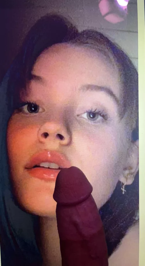 doing tribs to t33ns now dm me cum cock or jerk!