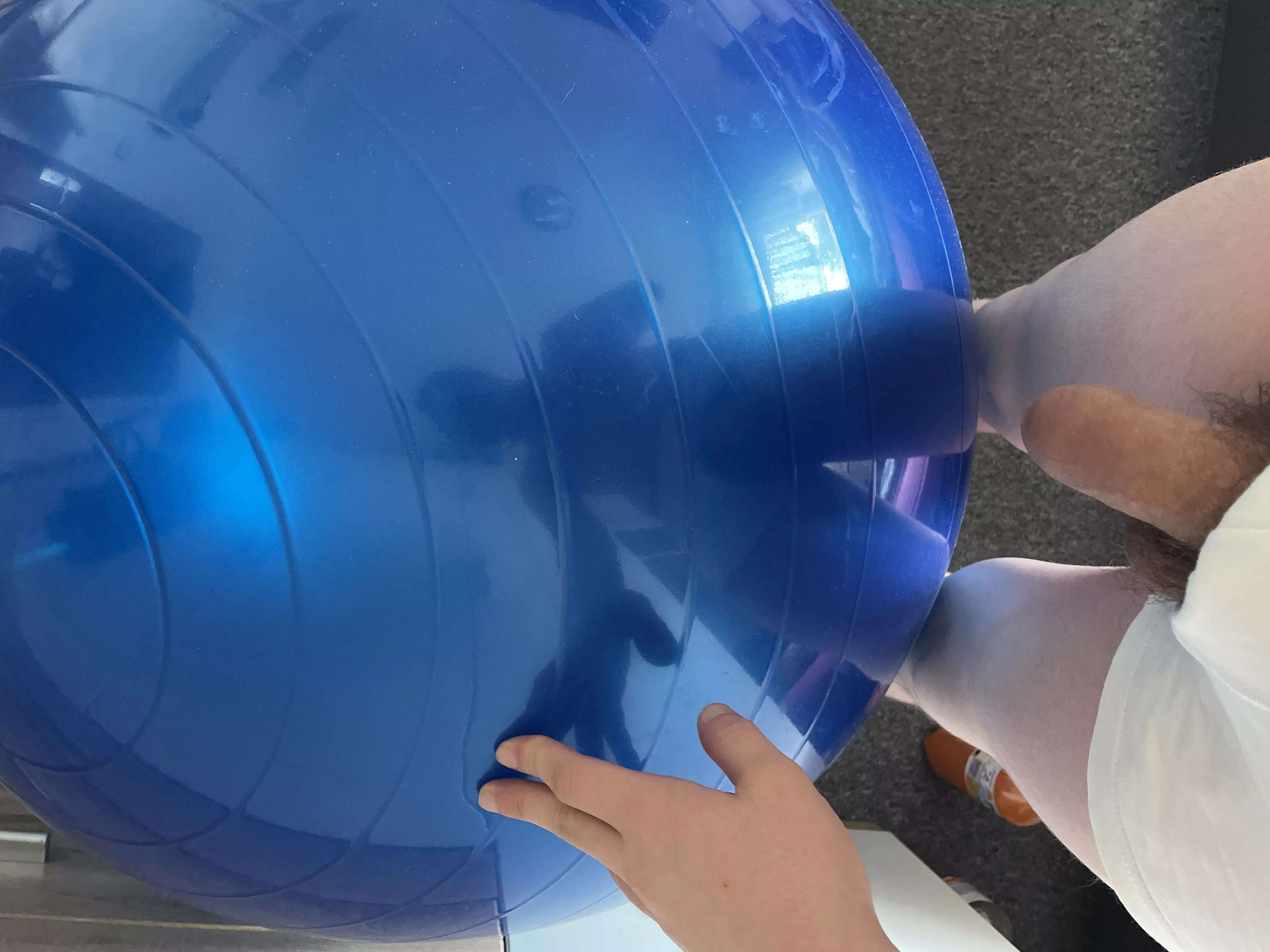 I love gym Balls Anyone also have a gym Ball Write me pls