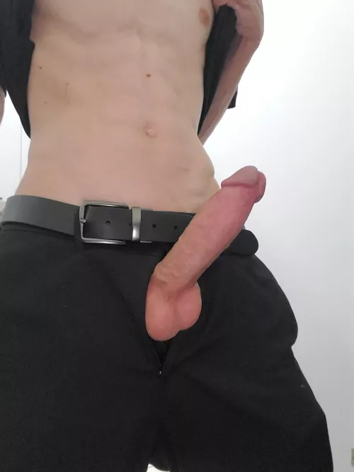 let's sneak into the bathroom while im at work so I can fuck your brains out 😈 (22)