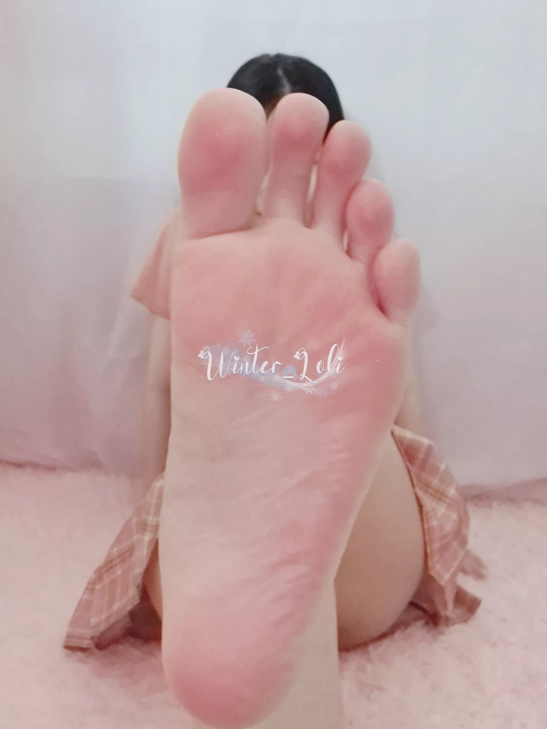 sightly n yummy feet