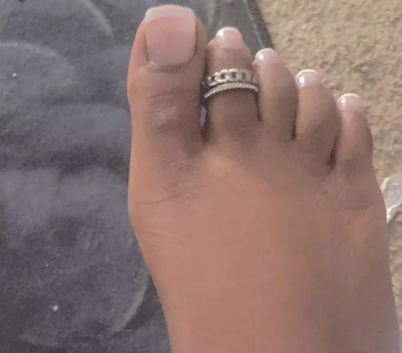 Toes for breakfast ?