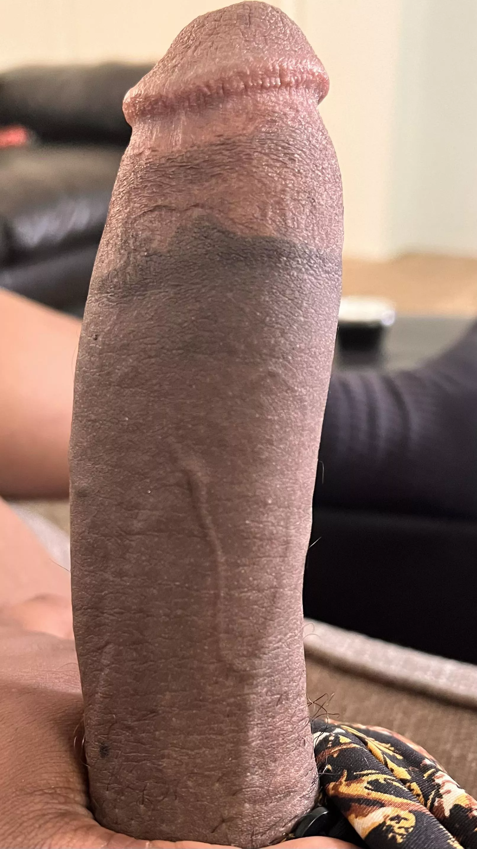 Whos down to have some late night fun ? 🤎