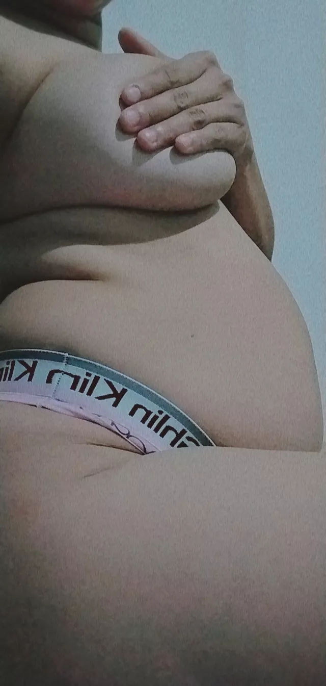 Add me I am very hot and obedient if you help me 🔥💕