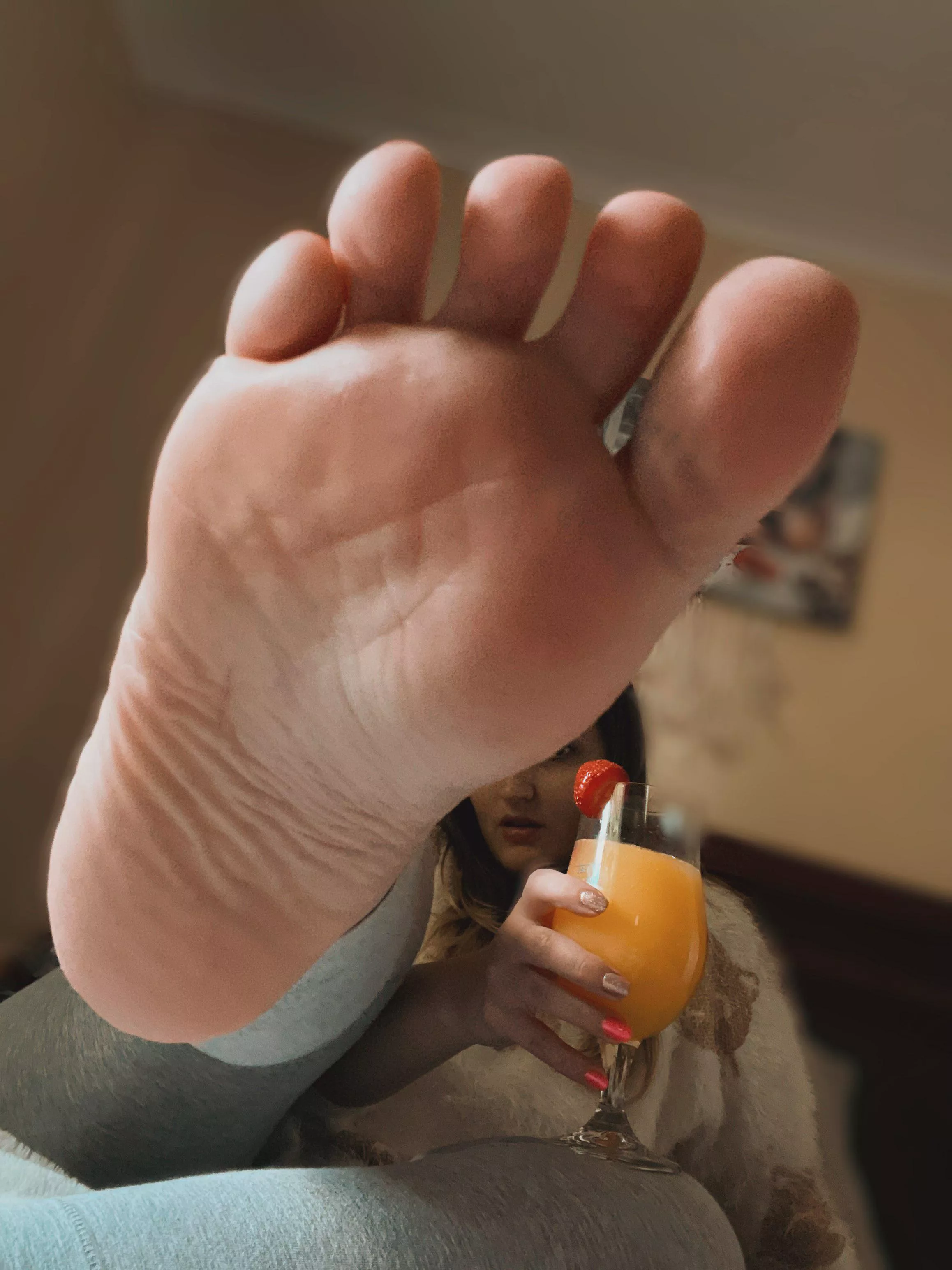 All up in your face… you wish you could sniff them