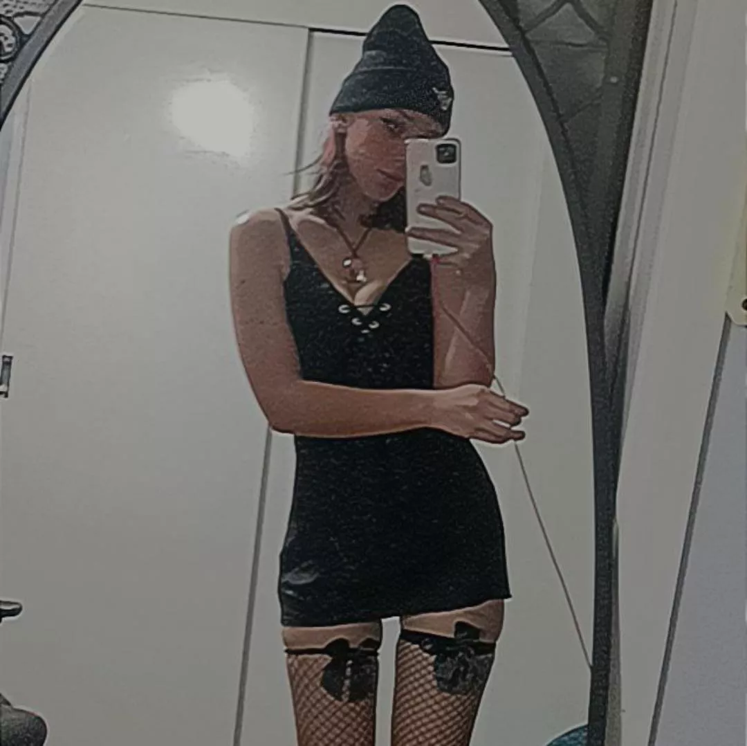 I made a cute little dress for you to rail me in 🫶