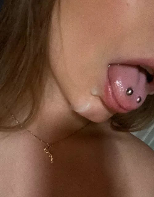 Idk who needs to hear this but you deserve to cum on a pretty face like mine! <3