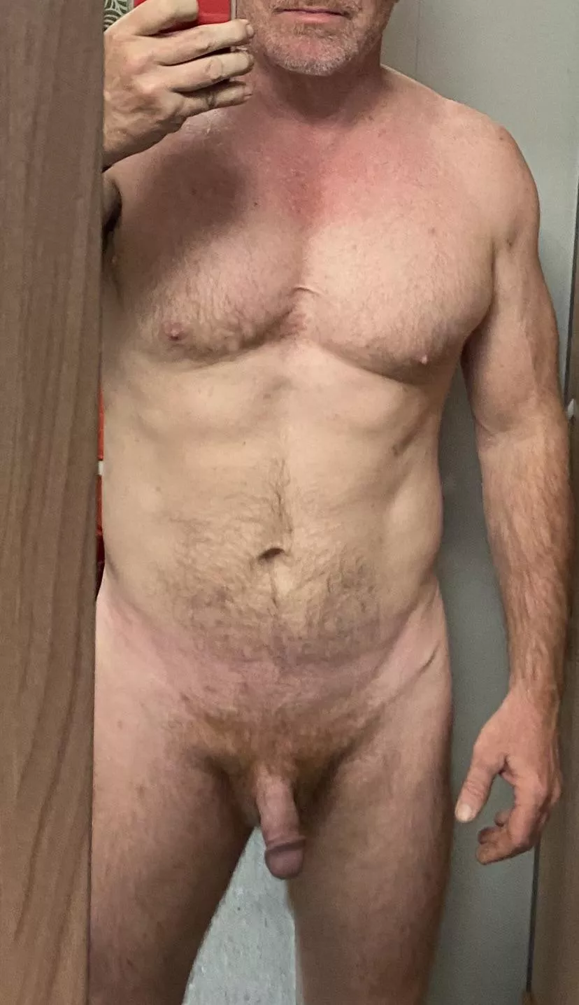(M) 57 5’9” 175