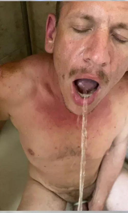 Tampa's Favorite Piss Slut (message me for video)