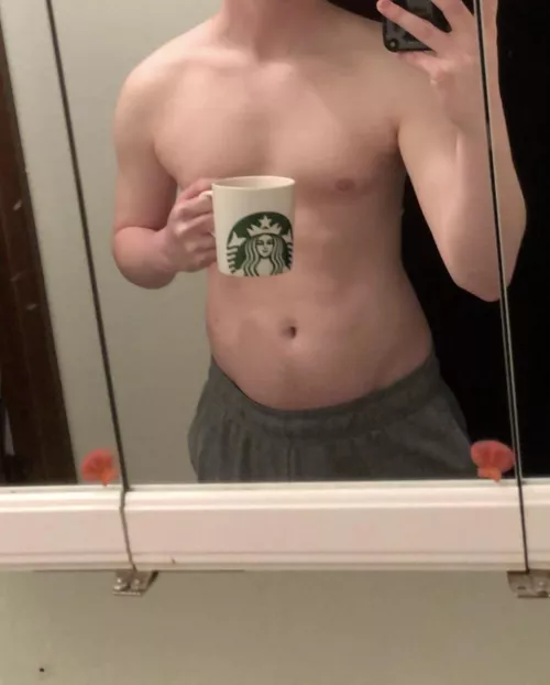 Wanted to finally make a post. Starting off a bit tame and of course nothing like a Starbucks cup to show off I am from the PNW.