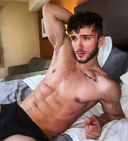 [26] just chilling 😏