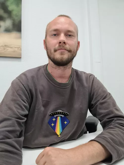 almost time to roll into the weekend. going to cold and rainy so gonna play Xenoblade all weekend 😍