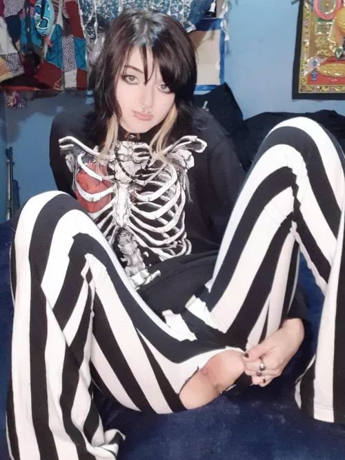 Easy access 😈🖤