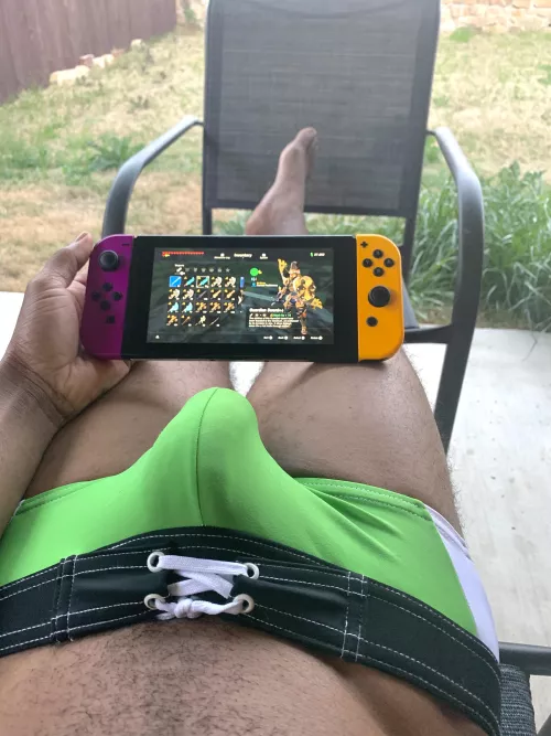 Gamer bulge