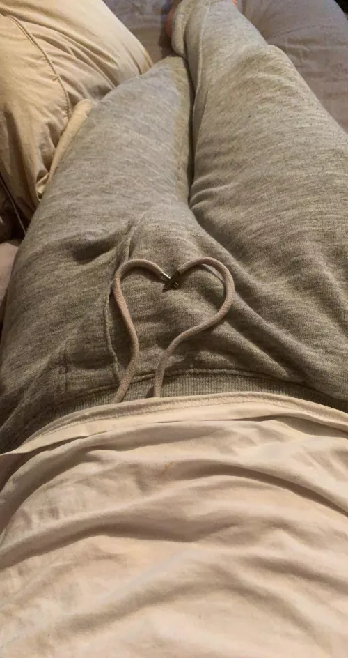 grey joggers are my thing if