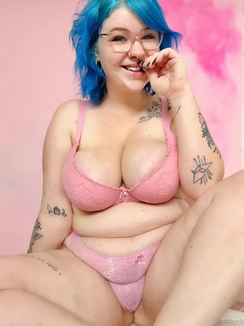 I felt so cute in this lingerie!! The pink and blue are so bright!