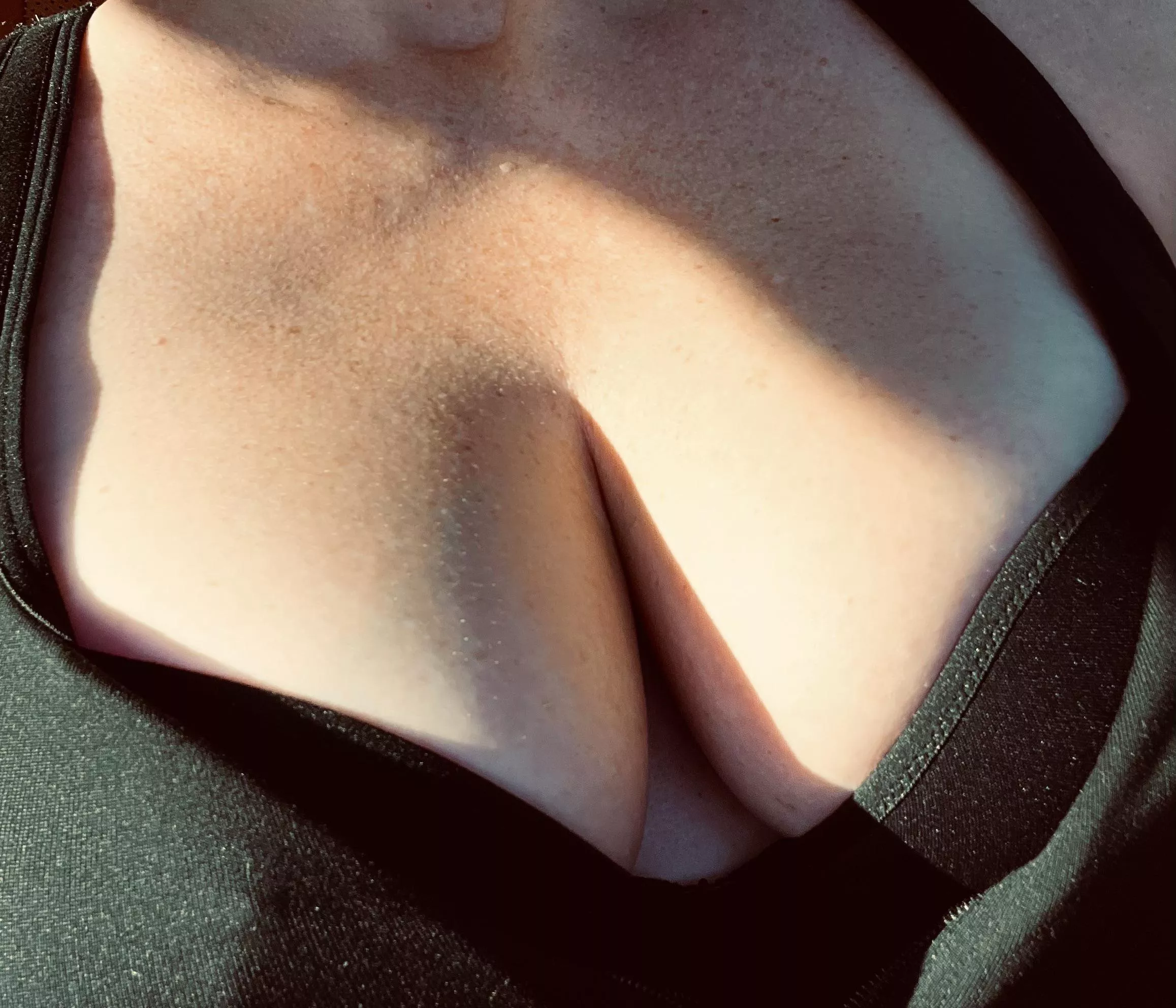 I was getting some good looks in the gym today. (F) 😉