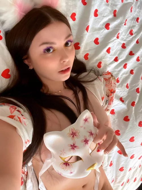 If I send this photo to my co-worker- do you think he’ll fuck me in the office?