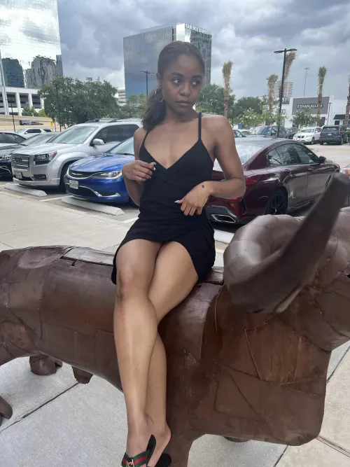 Imagine how Chocolate my pussy is👅💦