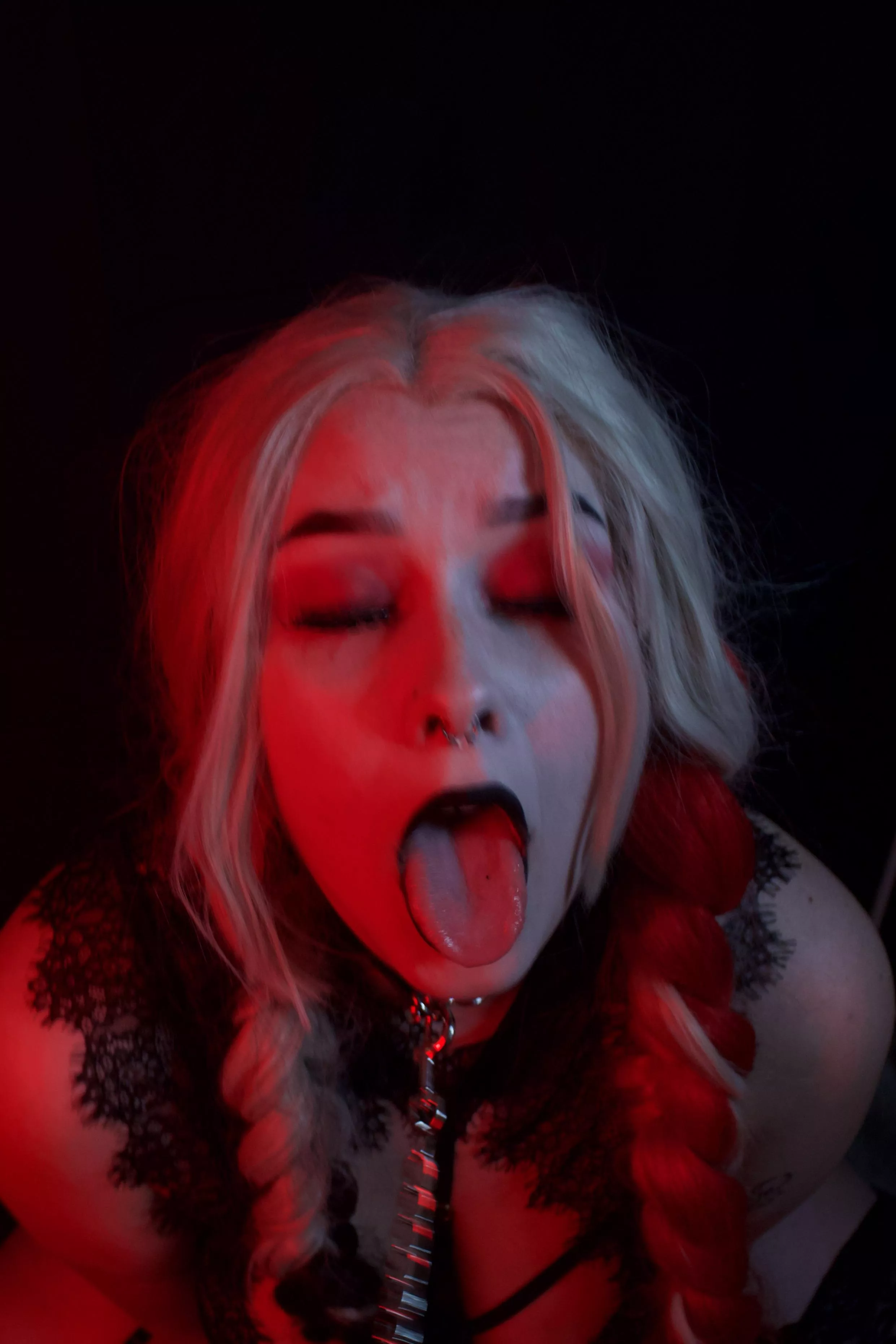 Leashed and ready for you 😉