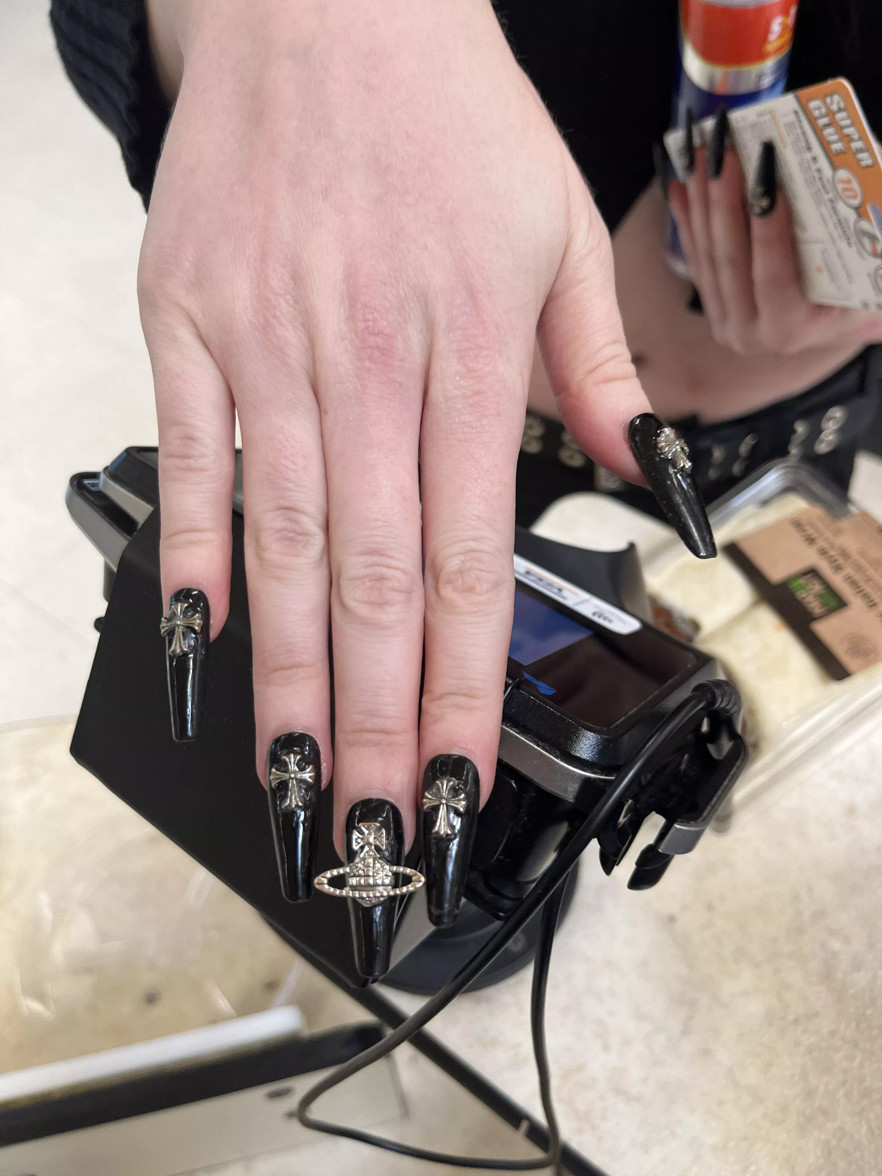 Managed to ask a customer at work for a nail pic 😍🥵💅