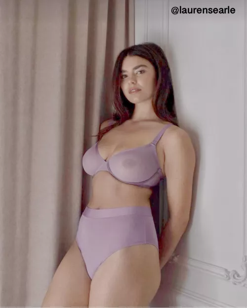 Thick Chick in Purple