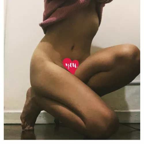 This is the most special belly button you’ll ever lick 💖 online now