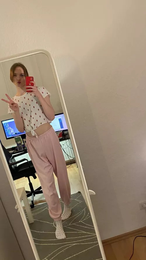 to the few people who see this, I hope you have a wonderful day :)