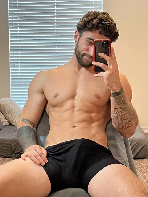 Well hello there 😈👀