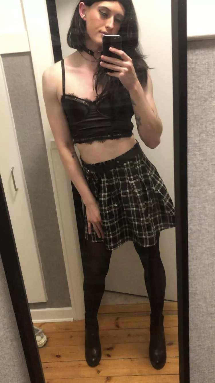 What time are you picking me up?🥺