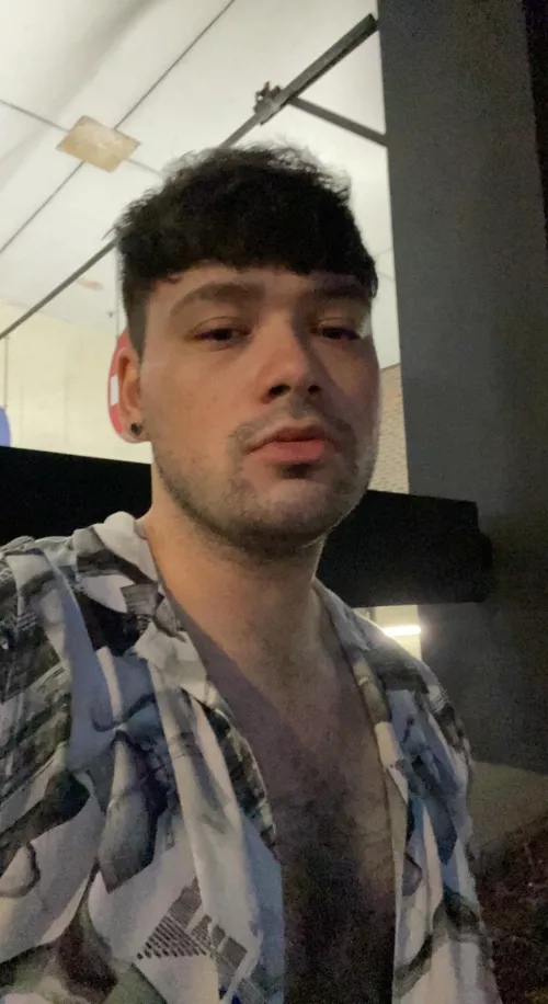 Would like 1x kiss please