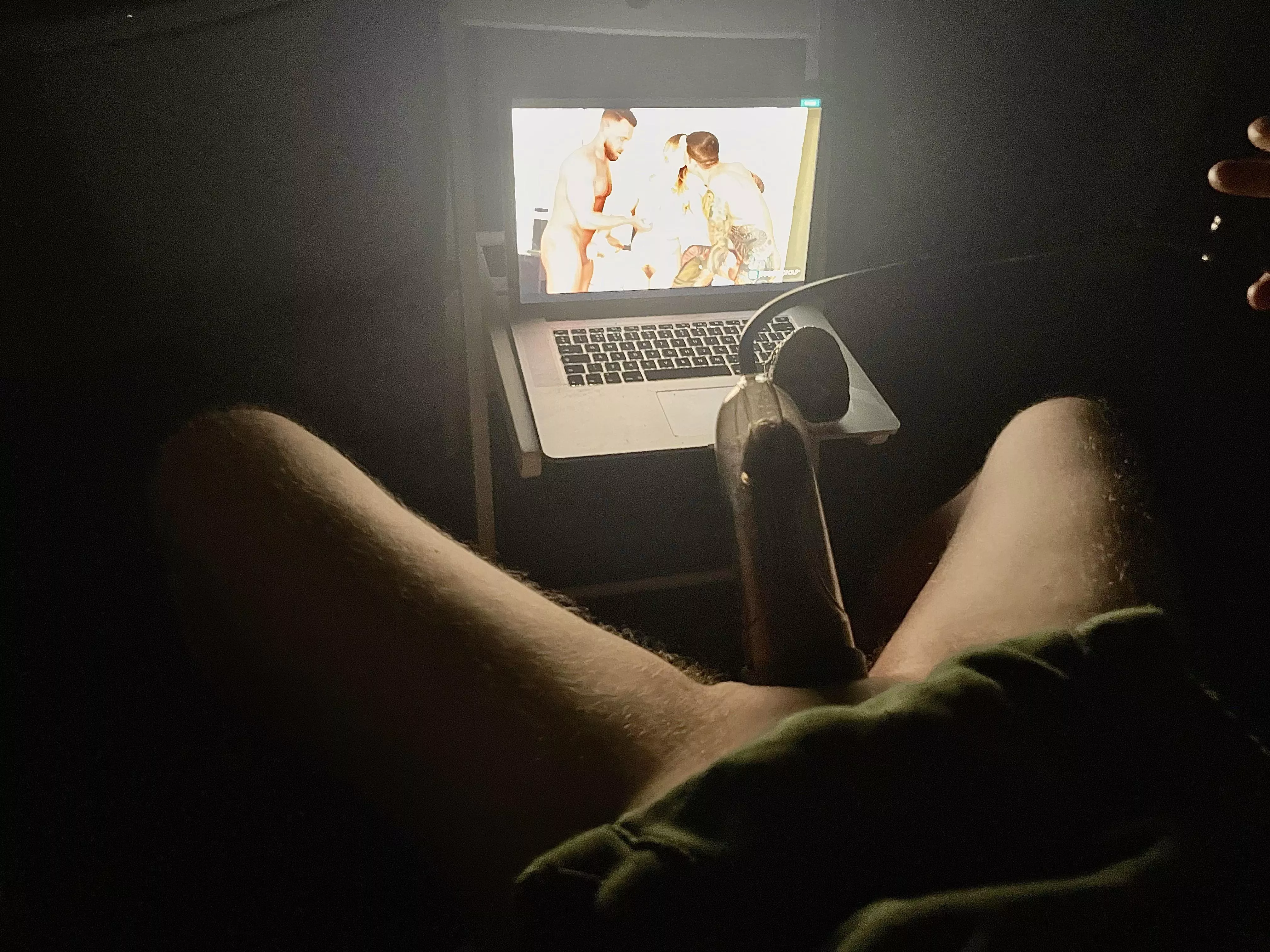 After 3 weeks of “getting back on it”, I’m progressing up to 18.5cm in the tube 💪🏻 My partner is noticeably starting to feel the out of tube gains, which is a sign of something ✌🏻✌🏻