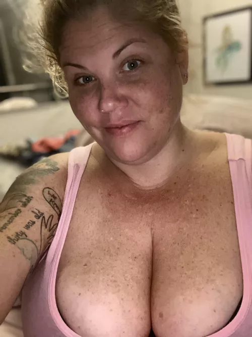 All kinds of freckles😜