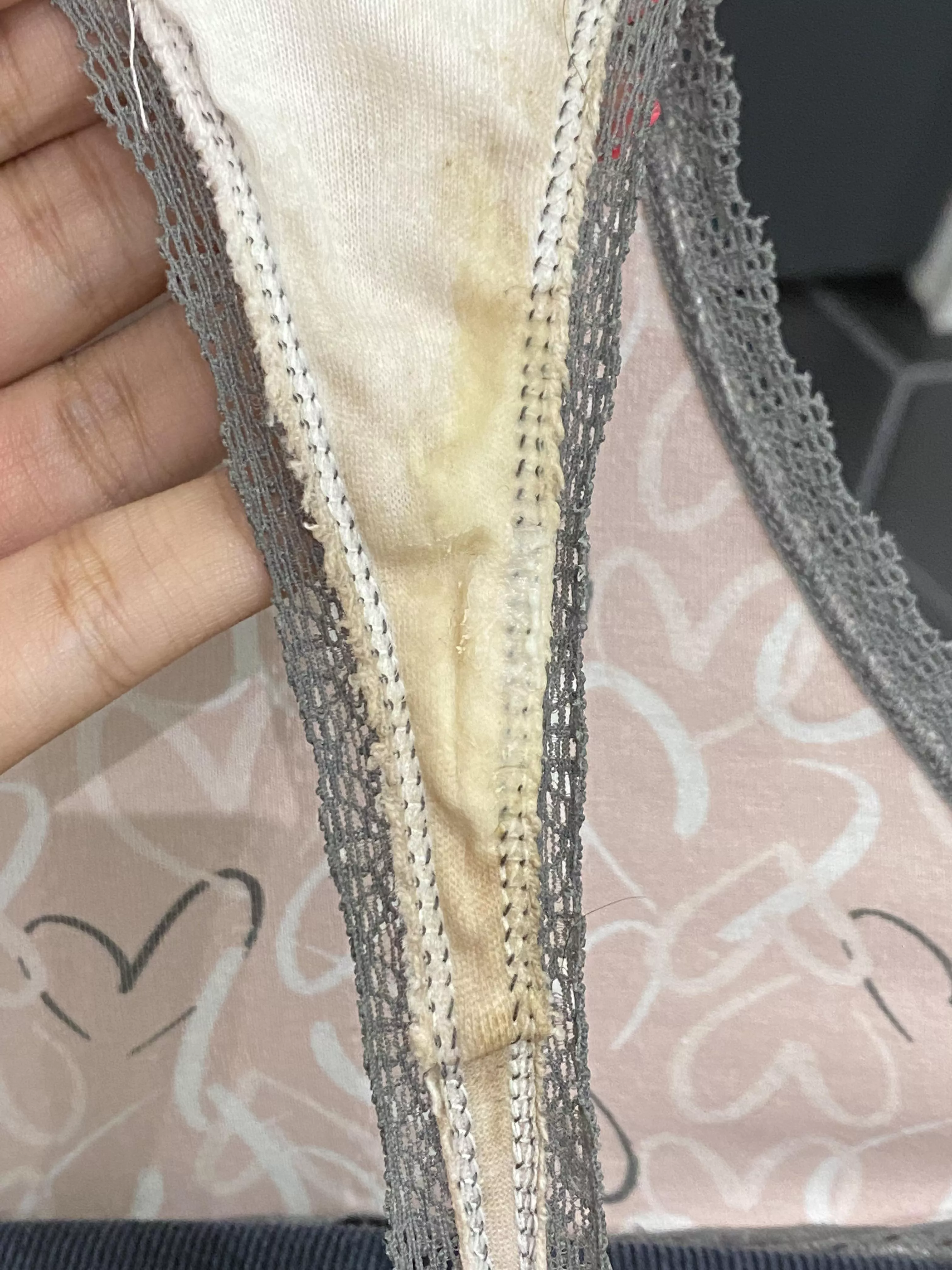 Good morning and happy Saturday! This one was soaked in my juices and smells really potent 😉