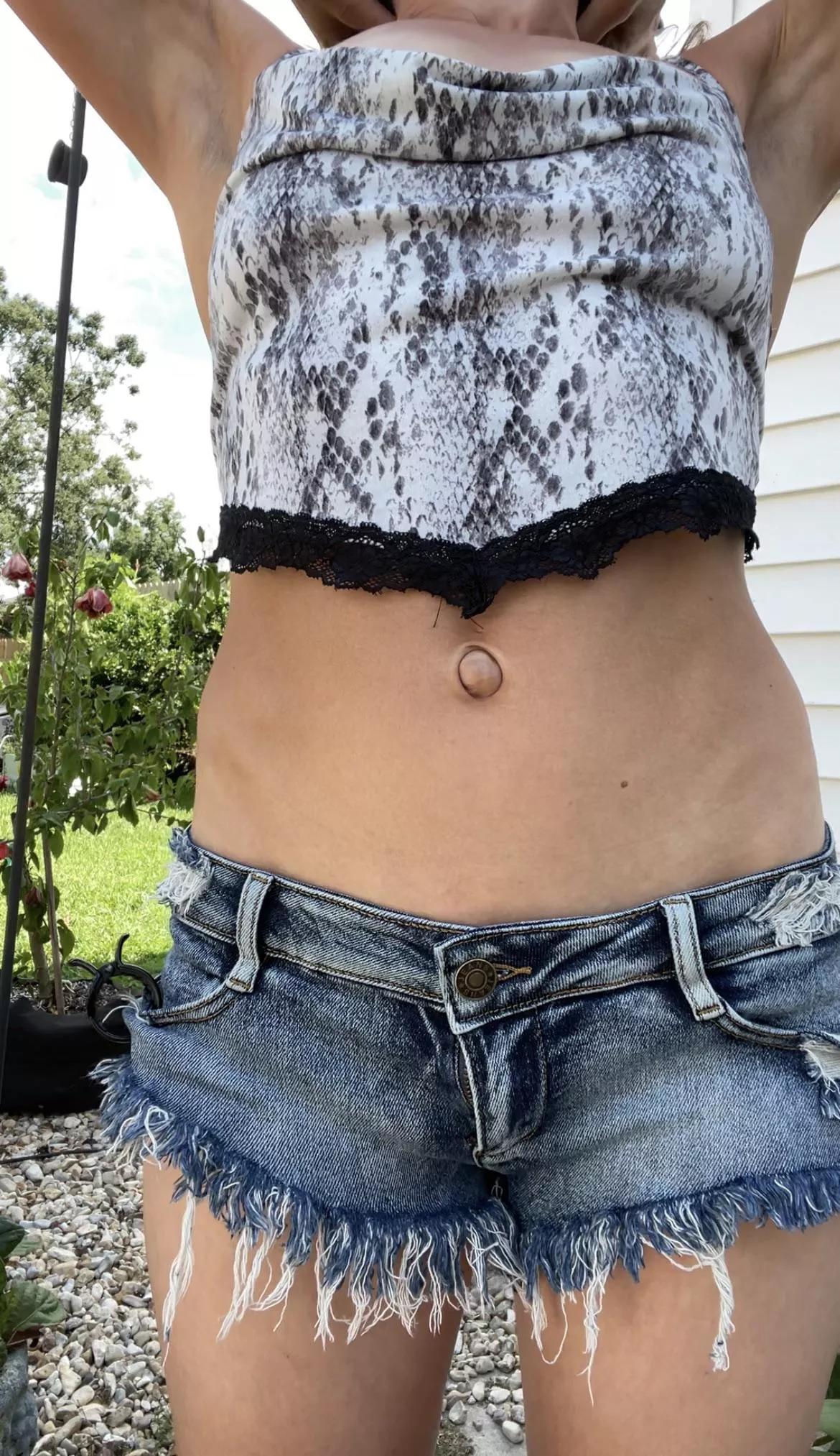 Happy Saturday…wanna lick?