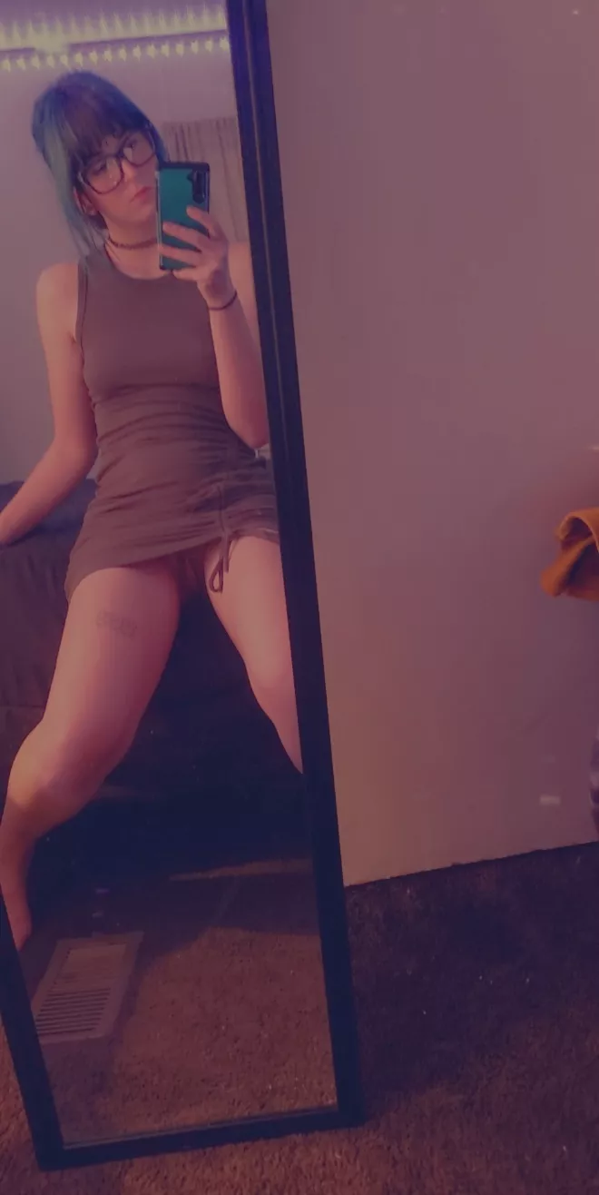 just a lil peak🤫🤫