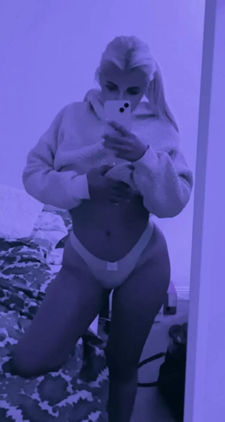 kik morris32b for more of the slut vid cock or cum only