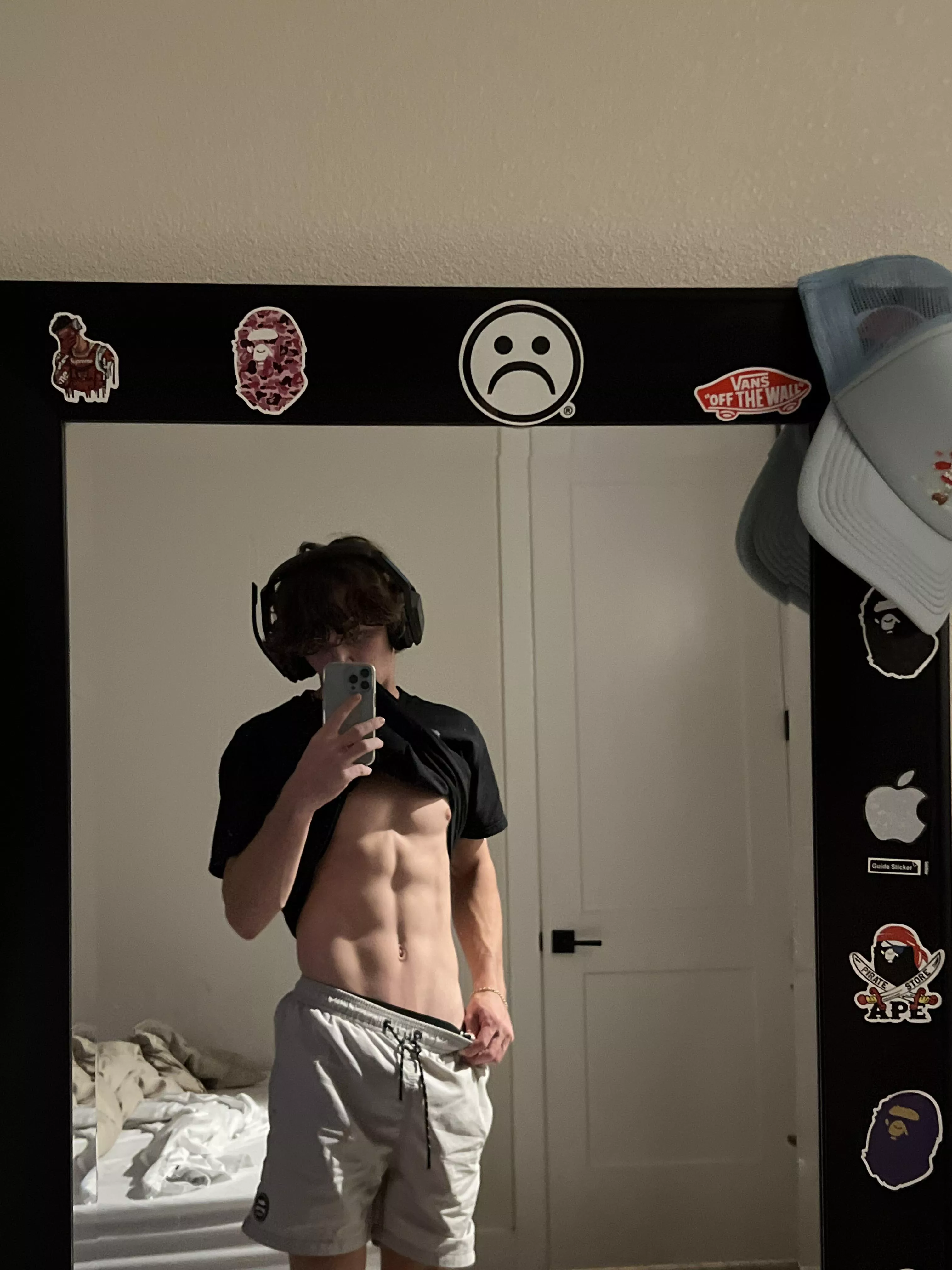 New cod came out, wish i had someone to suck me while playing