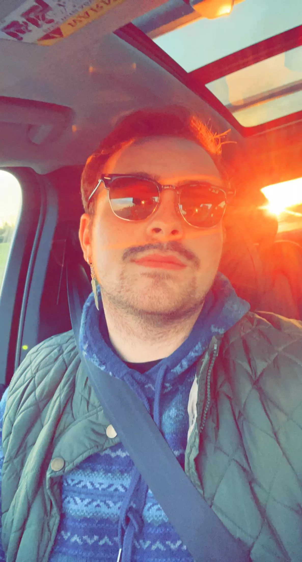 On my way to work and I realized golden hour happens twice a day 🧡💛☀️