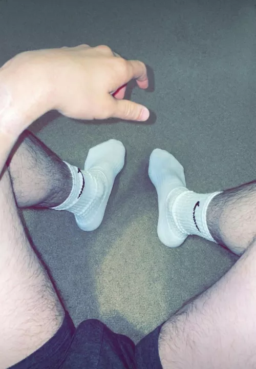 Sock or no socks