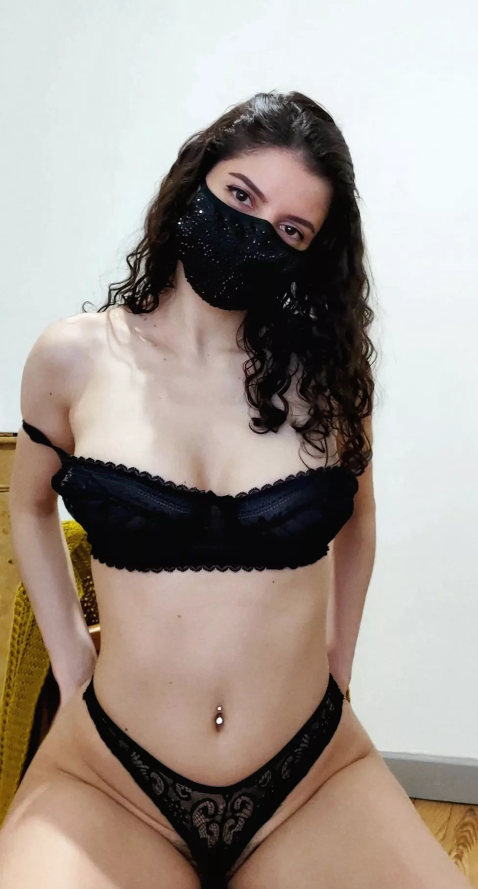 The type of girl you call cute or tie up ?