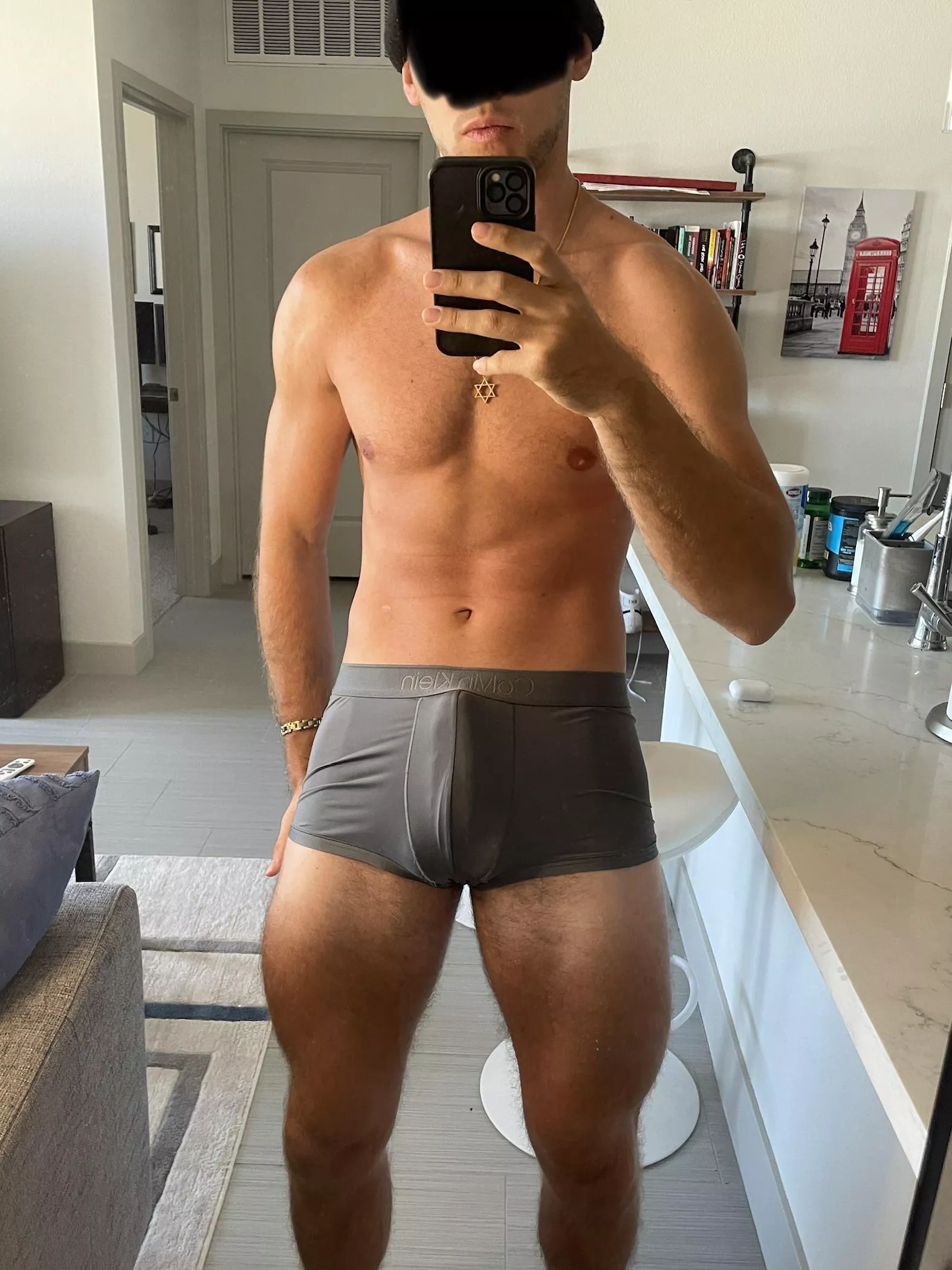 This is what happens when I order one size down 😜