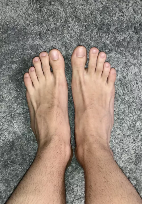 Want to see my soles next? 😏
