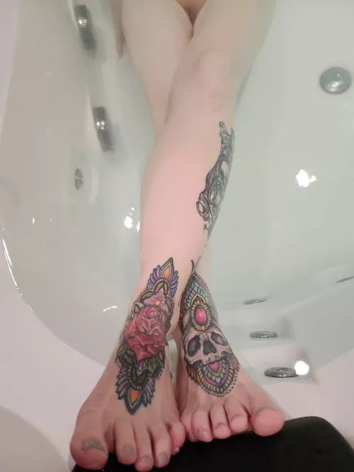Bath feet xx