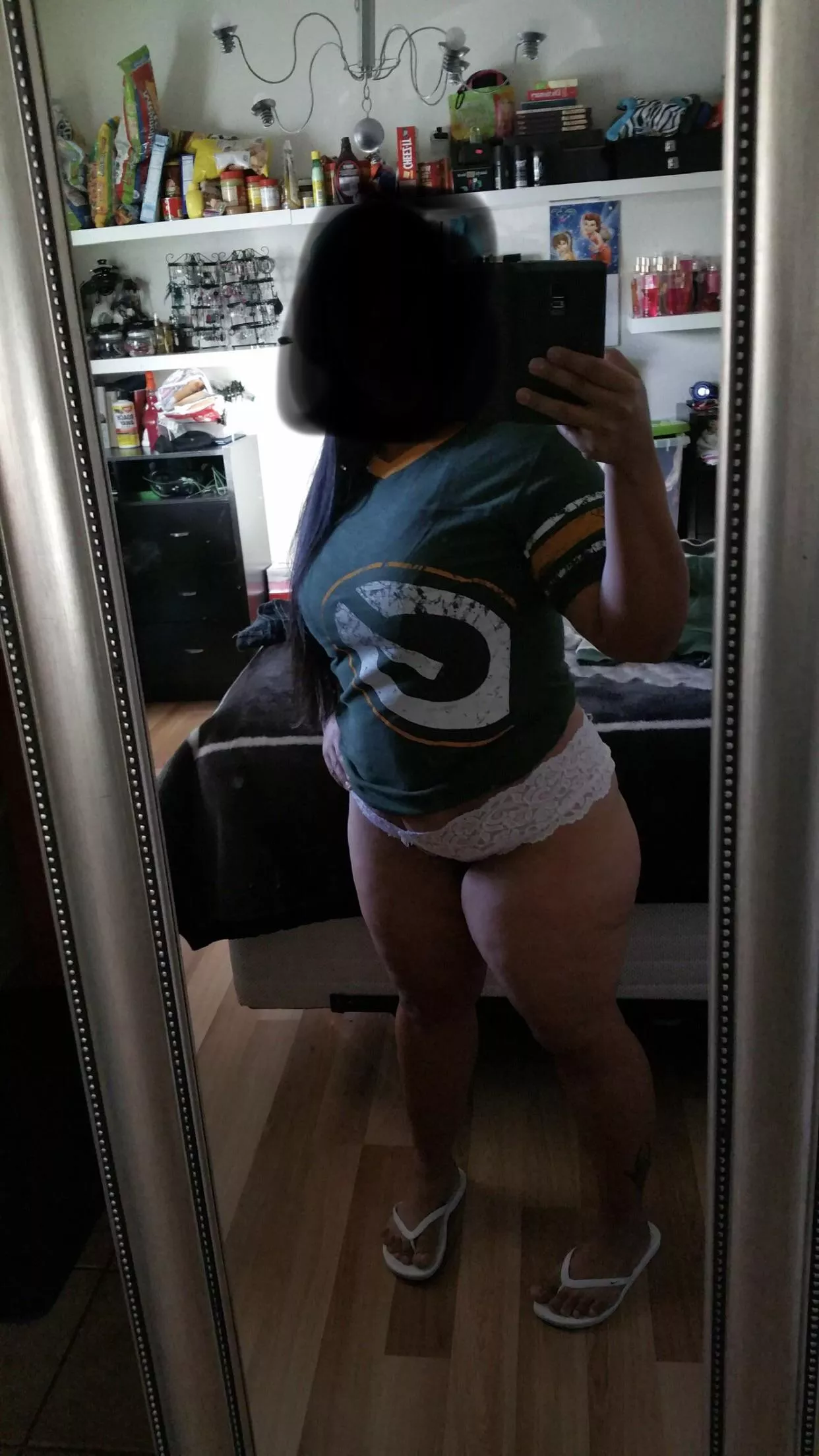 Can someone cock my mommy please, must show proof and I’ll show more with her face